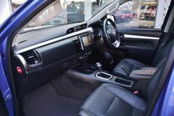 2015 Toyota Hilux SR5