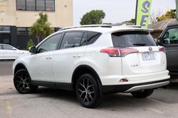 2016 Toyota RAV4 GXL
