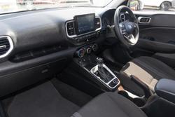 2020 Hyundai Venue Active