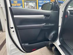 2018 Toyota Hilux SR5