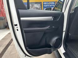 2018 Toyota Hilux SR5