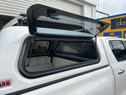 2018 Toyota Hilux SR5