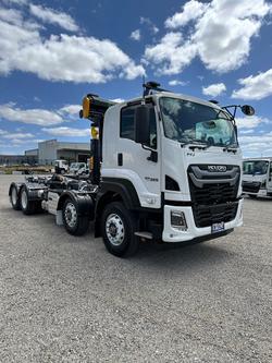2026 Isuzu F Series FYJ 320-355 AT R60