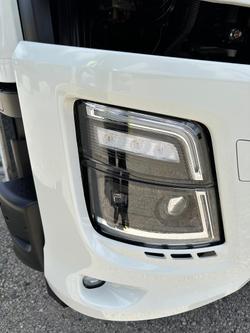 2026 Isuzu F Series FYJ 320-255 AT R60