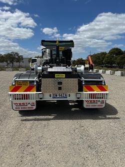 2026 Isuzu F Series FYJ 320-255 AT R60