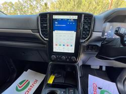 2025 Ford Everest Ambiente