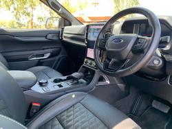 2025 Ford Everest Platinum