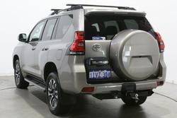 2022 Toyota Landcruiser Prado VX