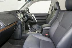 2022 Toyota Landcruiser Prado VX