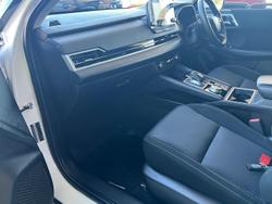 2023 Mitsubishi Outlander LS