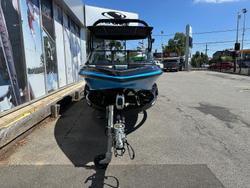 2020 Camero Vision 21v Bowrider