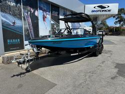 2020 Camero Vision 21v Bowrider