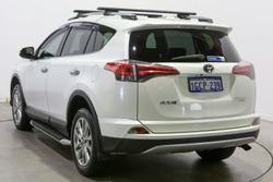 2016 Toyota RAV4 Cruiser
