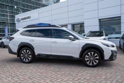 2025 Subaru Outback AWD Touring