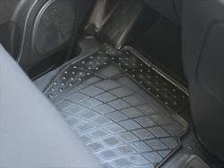 2020 Mitsubishi Express GLX