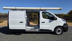 2020 Mitsubishi Express GLX