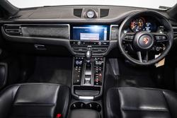 2023 Porsche Macan T