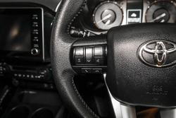 2021 Toyota Hilux SR5