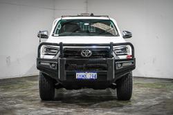 2021 Toyota Hilux SR5