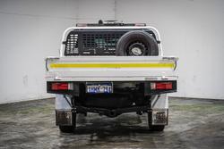 2021 Toyota Hilux SR5