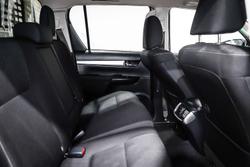 2021 Toyota Hilux SR5