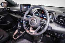 2021 Toyota Yaris SX Hybrid