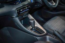 2021 Toyota Yaris SX Hybrid