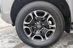 2022 Toyota Hilux SR5