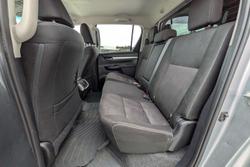 2022 Toyota Hilux SR5