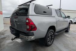 2022 Toyota Hilux SR5