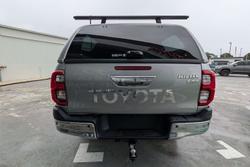 2022 Toyota Hilux SR5