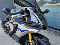 2016 Yamaha YZF-R1 M Silver