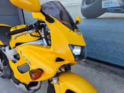 1998 Honda VTR1000F (FIRESTORM) Yellow