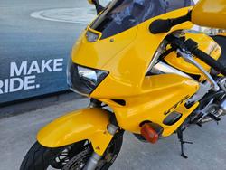 1998 Honda VTR1000F (FIRESTORM) Yellow