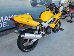 1998 Honda VTR1000F (FIRESTORM) Yellow