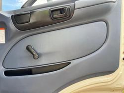 2006 Hino Ranger 14 FM Ace WHITE