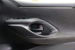 2024 Toyota Yaris Ascent Sport