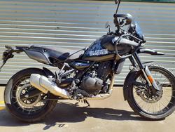 Royal Enfield Himalayan 450 Mana Black Edition