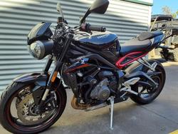 2019 Triumph Street Triple R 765 Street Triple Black