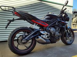 2019 Triumph Street Triple R 765 Street Triple Black