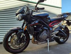 2019 Triumph Street Triple R 765 Street Triple Black