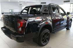 2025 Nissan Navara PRO-4X