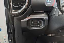 2023 Ford Everest Platinum