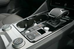 2022 Volkswagen Touareg 210TDI R-Line