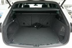 2022 Volkswagen Touareg 210TDI R-Line