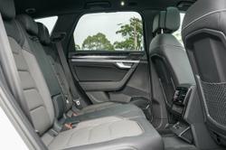 2023 Volkswagen Touareg 210TDI R-Line