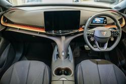 2024 CUPRA Tavascan Endurance