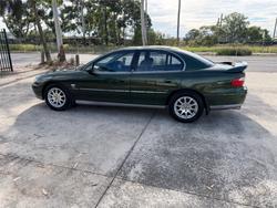 2002 HOLDEN CALAIS VXII GREEN
