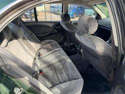 2002 HOLDEN CALAIS VXII GREEN