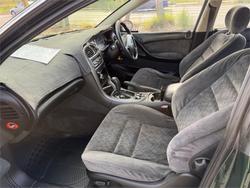2002 HOLDEN CALAIS VXII GREEN